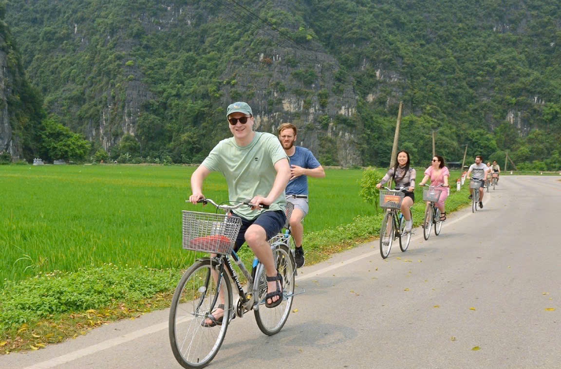 Useful tips for a successful trip when not booking a tour with a travel agent in Ninh Binh